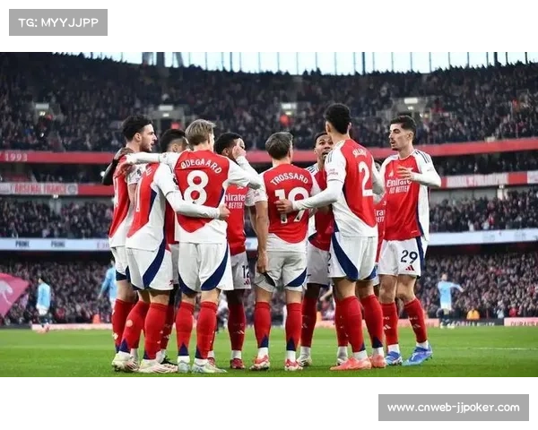 英超赛季胶着激烈，争冠保级悬念并存，精彩纷呈